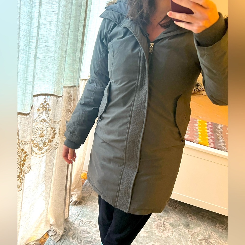 TNA summit parka